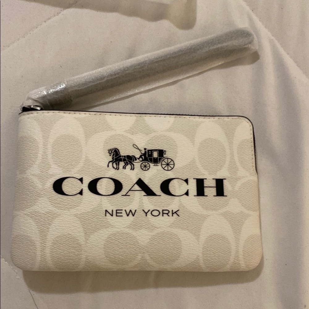 Coach Chalk Multi Wristlet